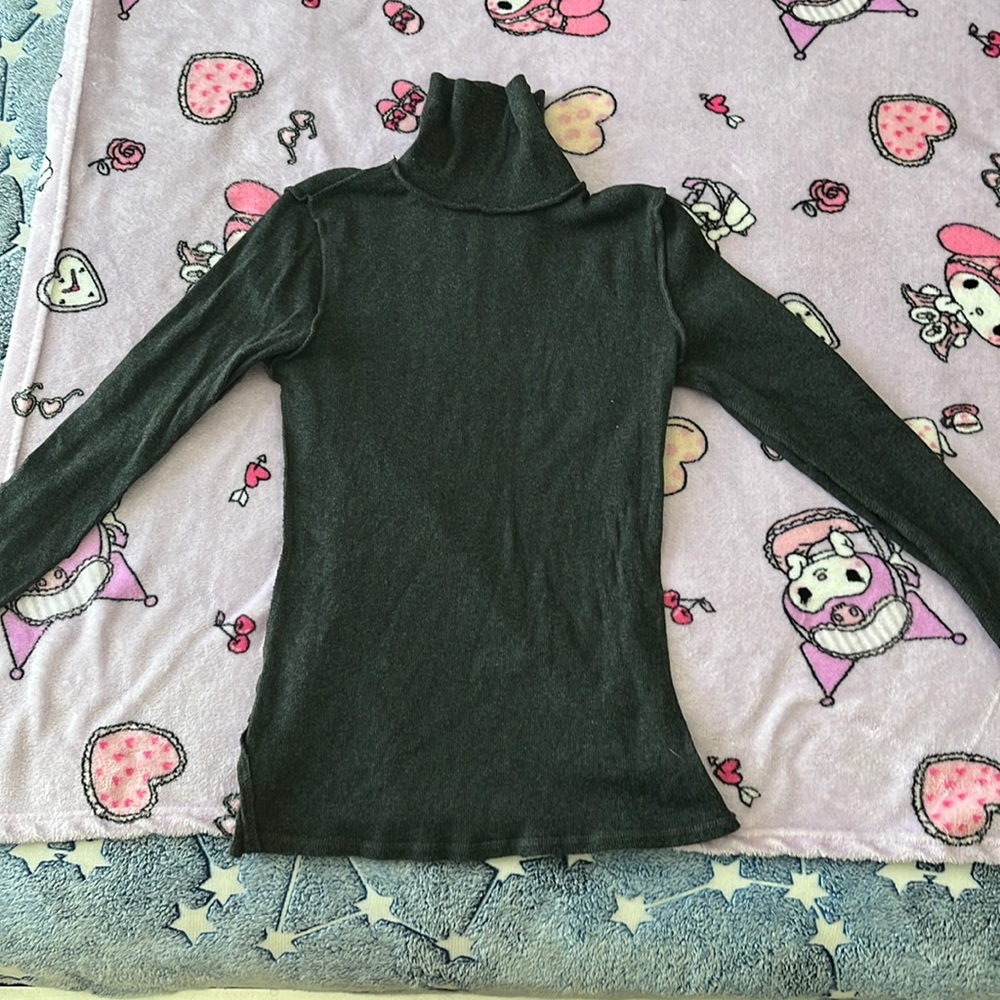 Cute Mock neck Long sleeve for fall/winter
